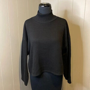 Zara Extra Large Turtleneck Cropped Sweater Ribbed Neck 3/4 Sleeves